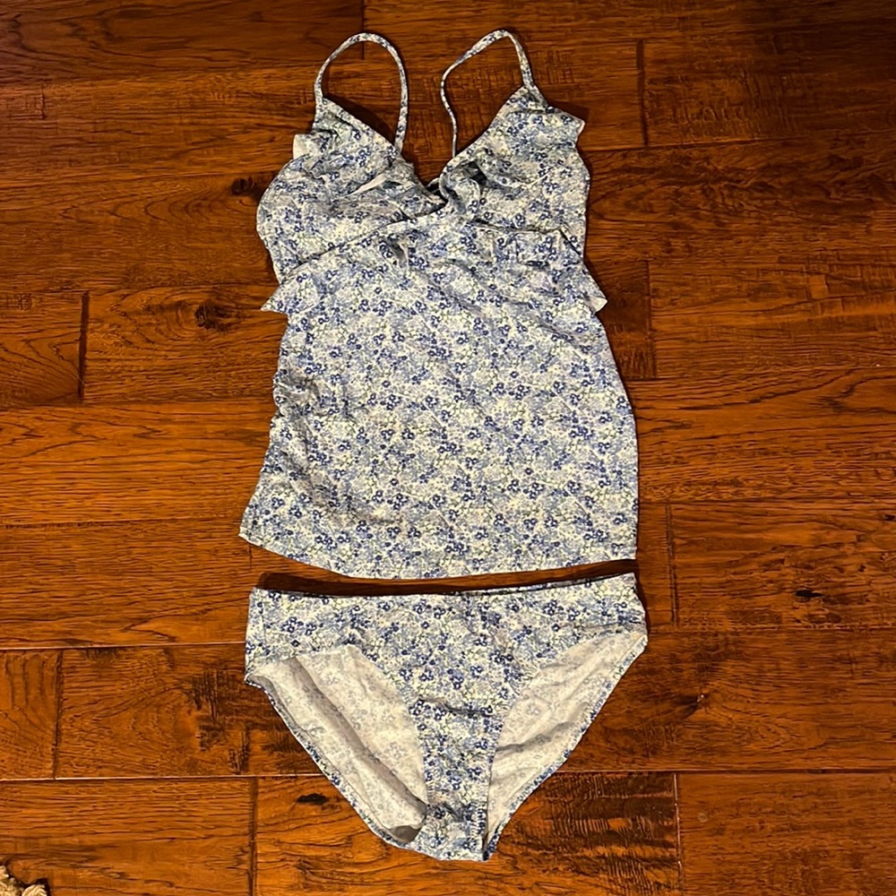 Like new Beach Bump maternity two piece swim suit